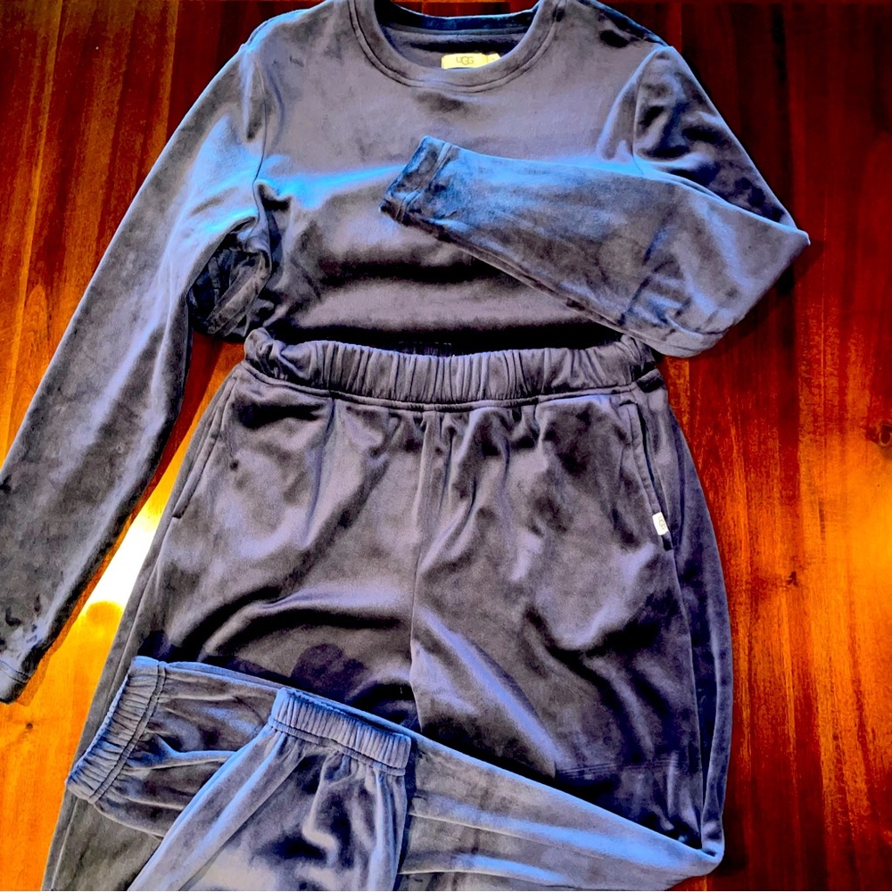 UGG Women's Navy Lounge Set